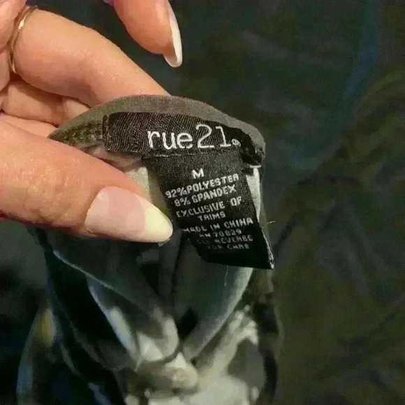 Camouflage print tube top size M - Picture 3 of 3